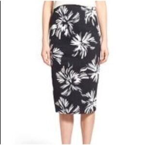 Chelsea 28 Floral Pencil Skirt Navy Blue White Pink Size 6